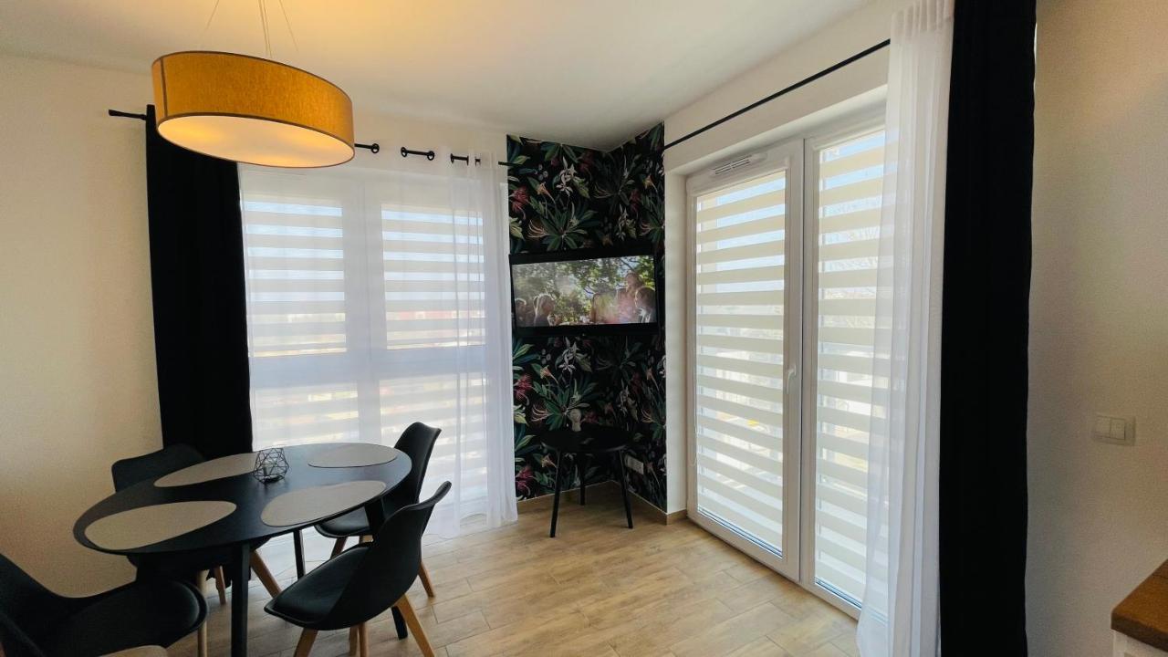 Apartamenty Na Wiejskiej Ustronie Morskie Eksteriør billede